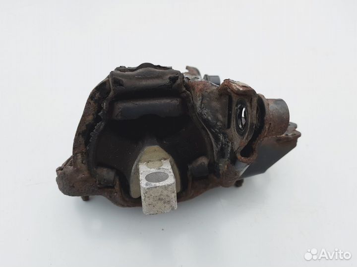 Опора МКПП левая Skoda Fabia