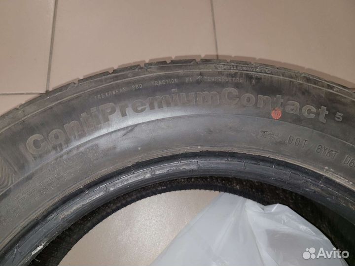 Continental ContiPremiumContact 5 215/60 R17