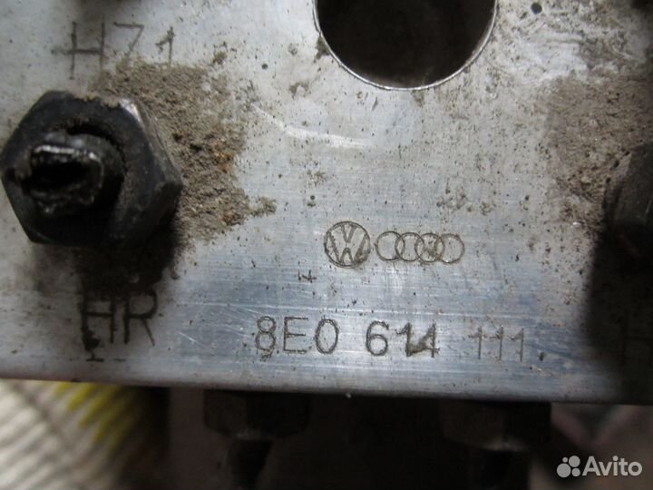 Блок ABS audi vw 8E0614111