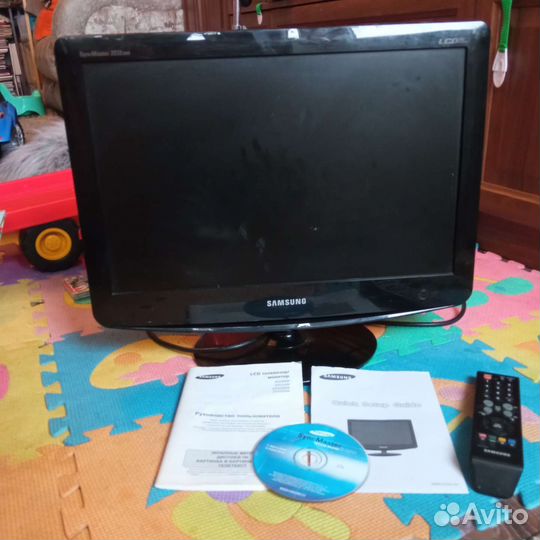 Монитор Samsung