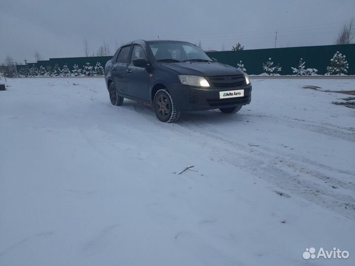 LADA Granta 1.6 МТ, 2013, 330 000 км