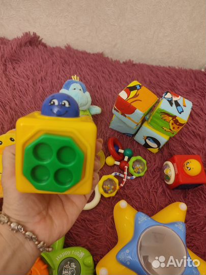 Игрушки для малышей пакетом