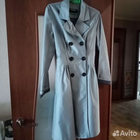 Плащ женский