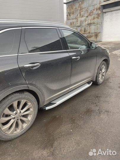 Пороги автомобильные в штатные места на все авто