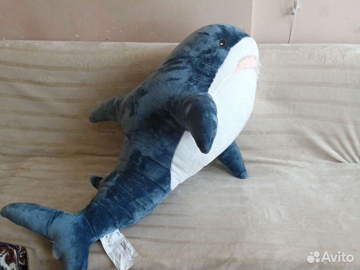 Плюшевая акула