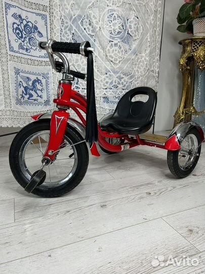 Велосипед трехколесный Schwinn roadster trike