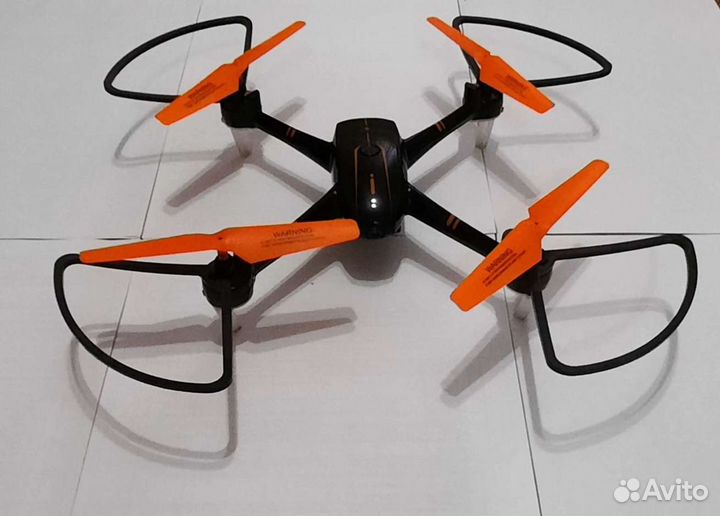 Продаю квадрокоптер в отличном состоянии