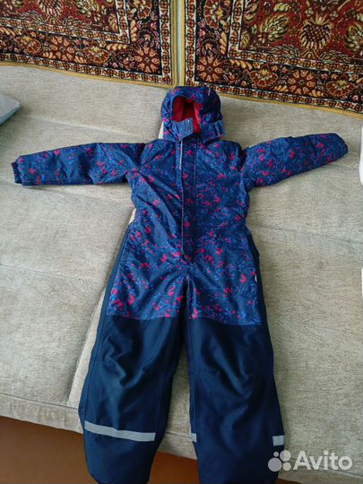 Зимний комбинезон для девочки
