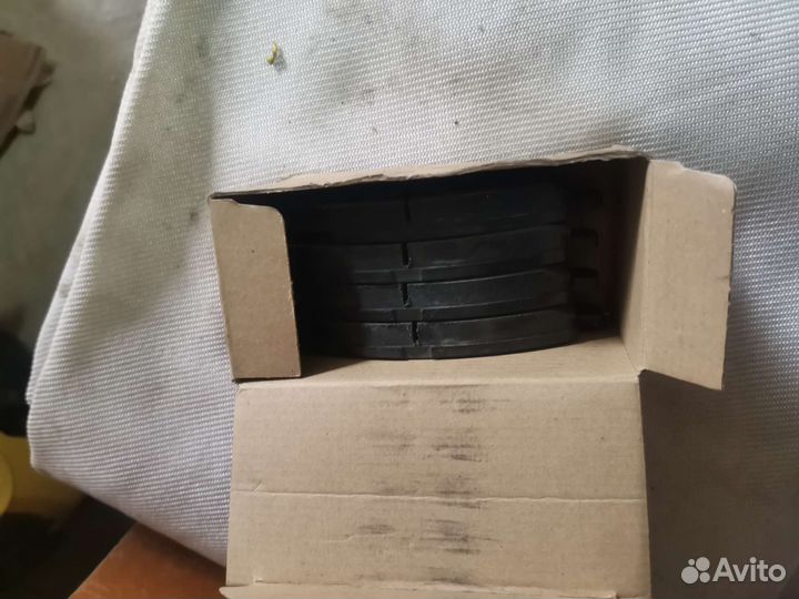 Тормозные колодки комплект Mitsubishi