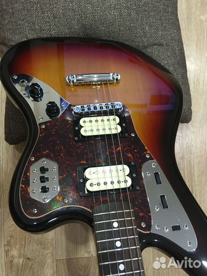 Электро гитара fender yaguar