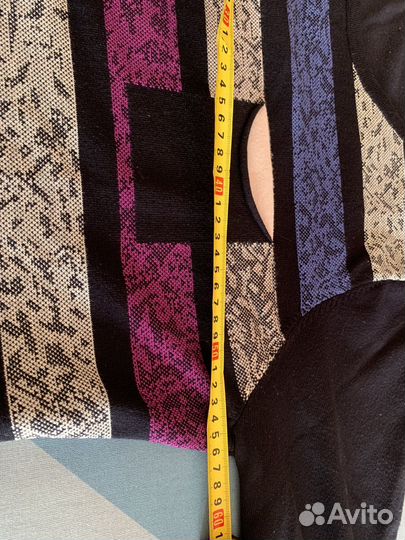 Джемпер женский новый 48 50