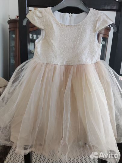 Платье нарядное