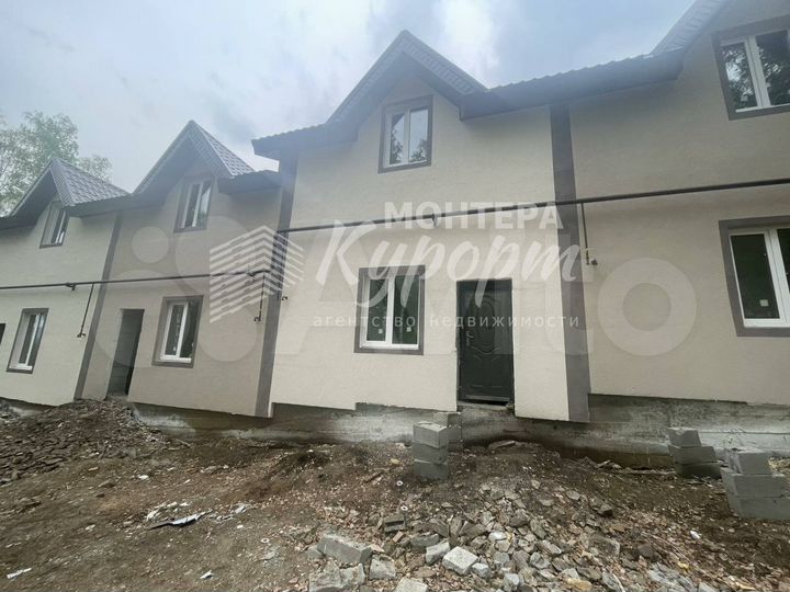 Таунхаус 80 м² на участке 1,5 сот.