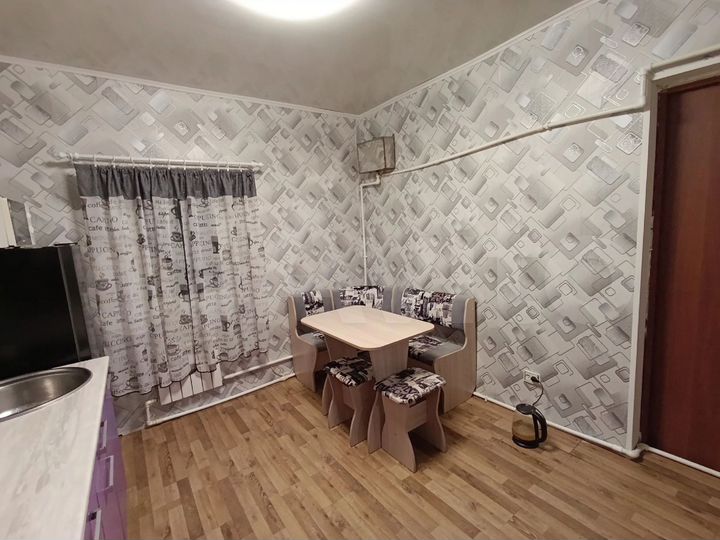 Дом 32 м² на участке 2 сот.