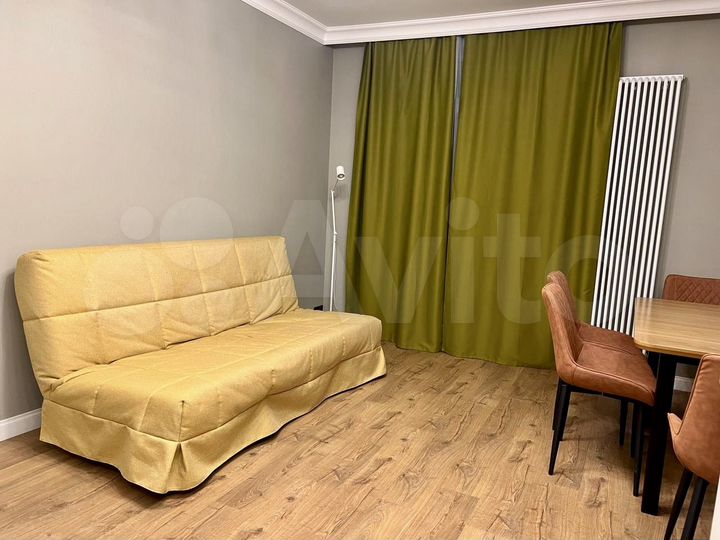 2-к. квартира, 80 м², 3/24 эт.