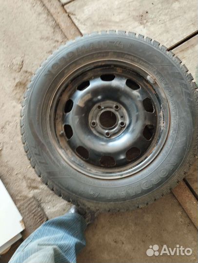 Nordman Nordman 4 215/65 R16