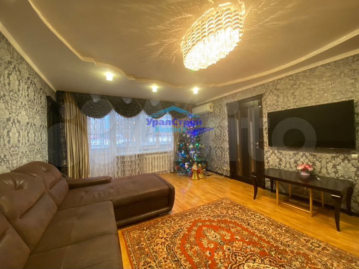 4-к. квартира, 111 м², 1/9 эт.