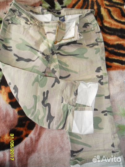 Джинсовые шорты