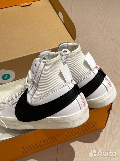 Nike blazer mid 77 jumbo