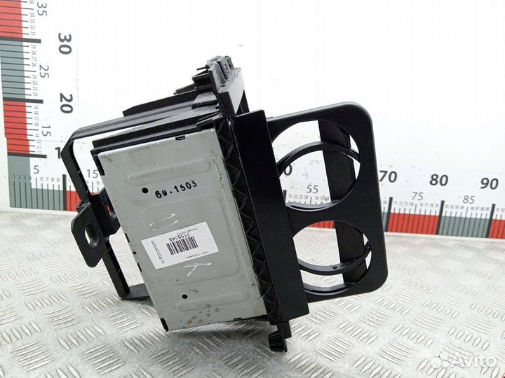 Подстаканник для Volkswagen Golf 4 1J0858601D