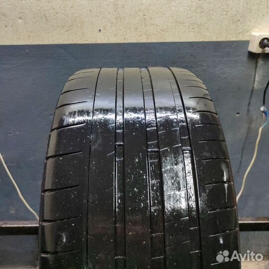 Michelin Pilot Super Sport 275/35 R20