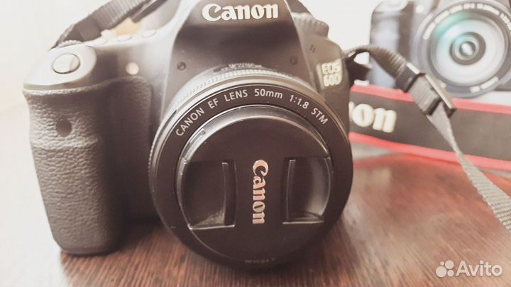 Зеркальный Фотоаппарат canon eos 60d с объективом