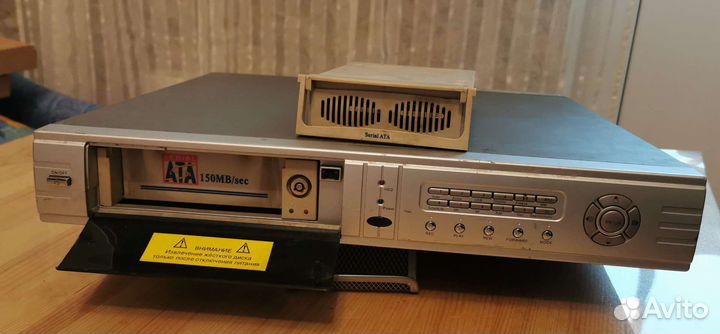 Цифровой видеорегистратор polyvision pvdr-0852