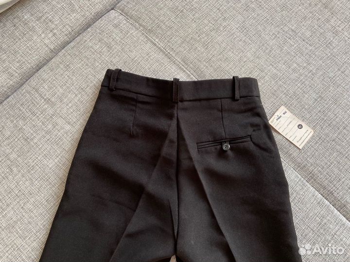 Новые брюки классические для мальчика 40 размер