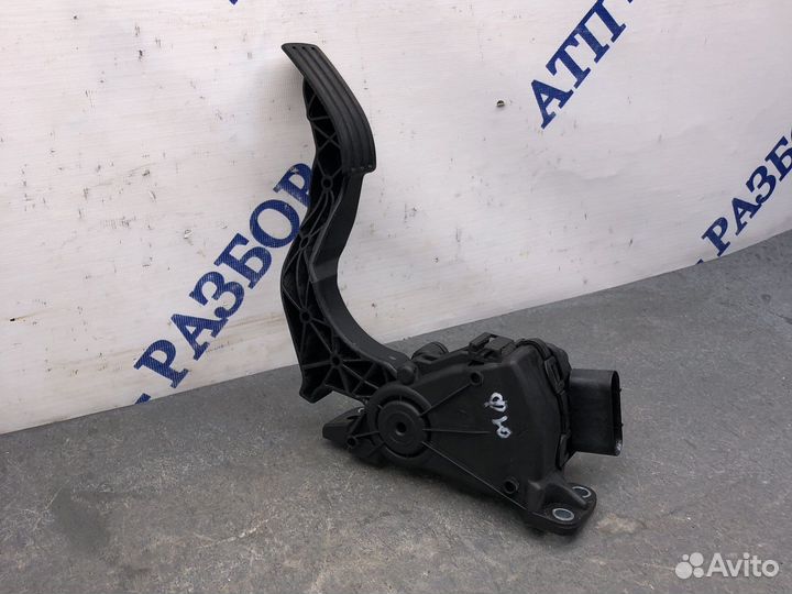 Педаль газа Фьюжен