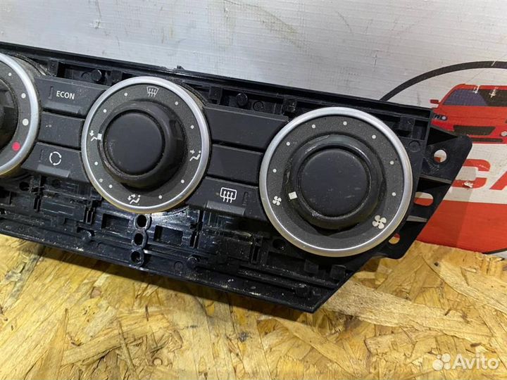 Блок управления отопителем LR Freelander 2