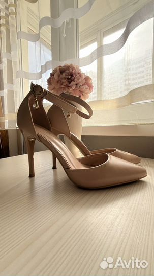 Туфли лодочки бежевые 37