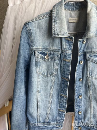 Джинсовая куртка