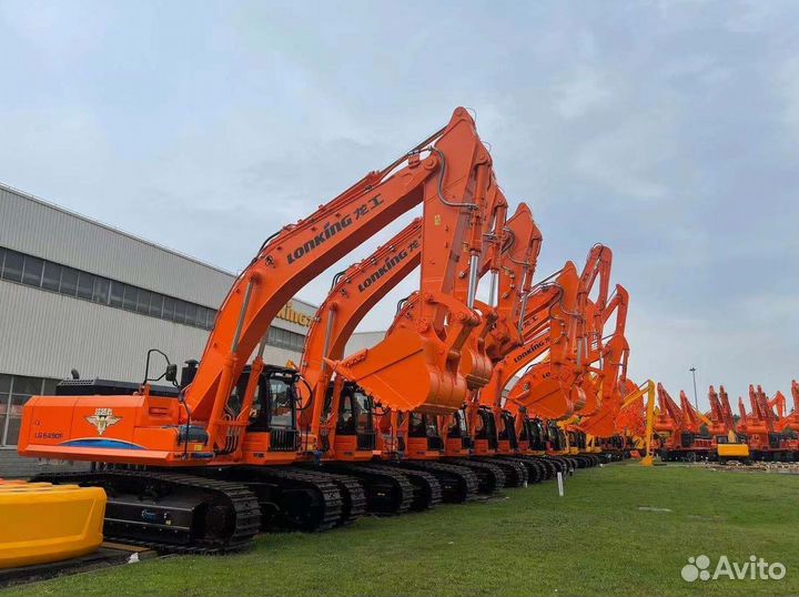 Гусеничный экскаватор Lonking CDM6490, 2023