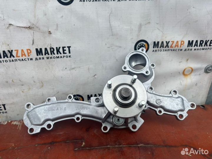 Насос водяной (помпа) Toyota Land Cruiser Prado