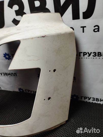 Окантовка левой фары Volvo FMX 84236092