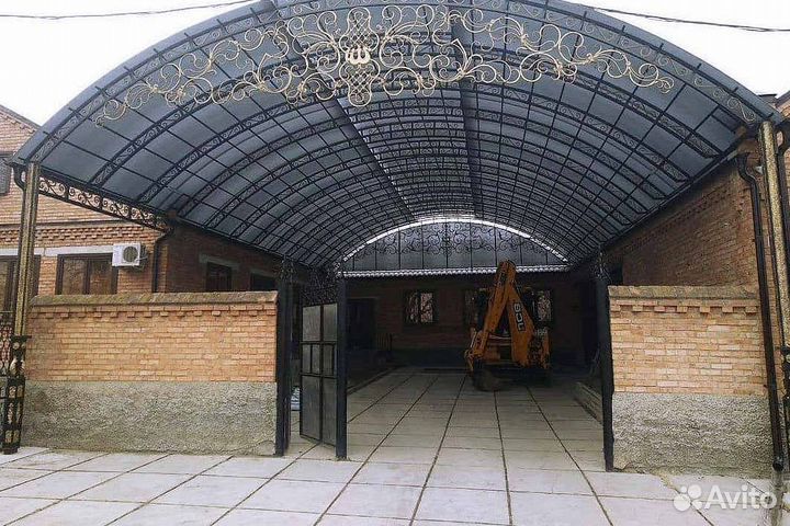 Навес из поликарбоната