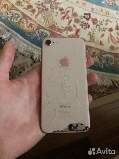 iPhone 8, 64 ГБ