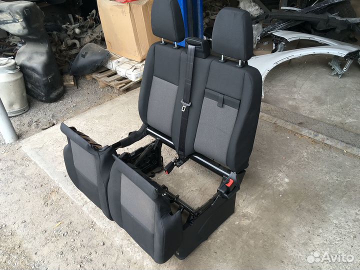 Сиденье пассажирское двойное Ford Transit 8