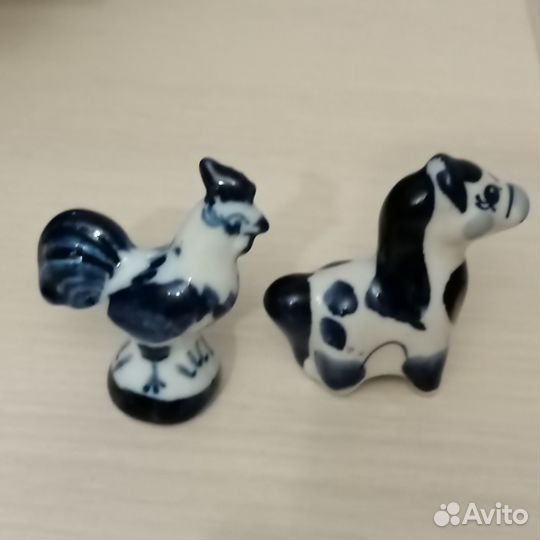 Фарфоровые статуэтки 