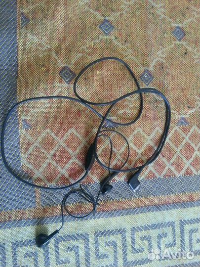 Наушники. Самсунг. Широкие