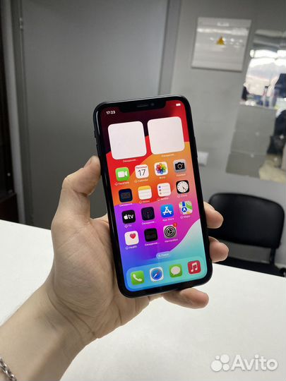 iPhone Xr, 64 ГБ