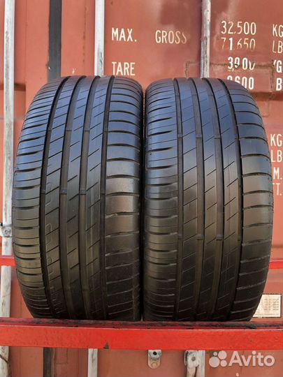 Goodyear EfficientGrip Performance 215/45 R16 90V