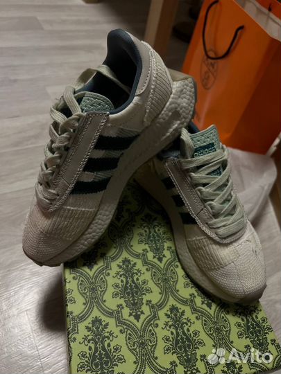 Кроссовки женские adidas