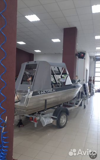 Катер Тактика 430DCM