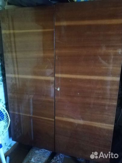 Шкаф под одежду