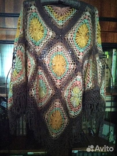 Оренбургское пуховое пончо