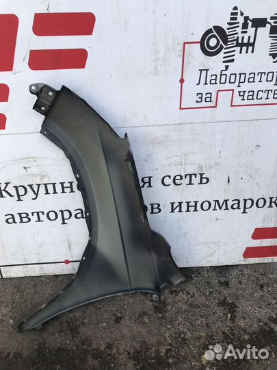 Крыло переднее правое Honda CR-V