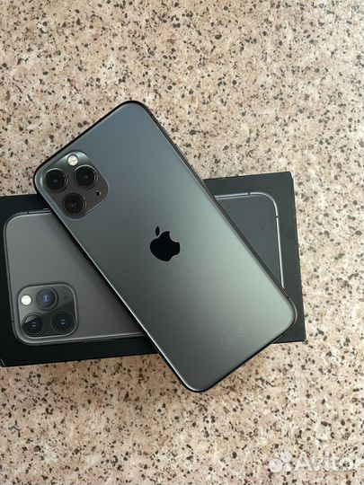 iPhone 11 Pro, 64 ГБ