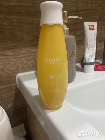 Тоник для лица frudia