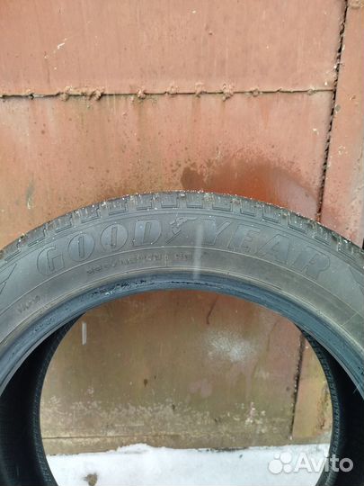 Goodyear EfficientGrip 2 SUV 225/55 R19